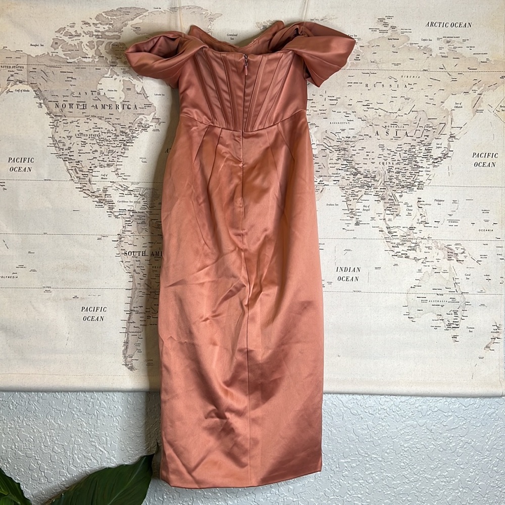 House of CB ‘Loretta’ Blush Pink Satin Off Shoulder Corset Dress NWOT - Picture 7 of 10